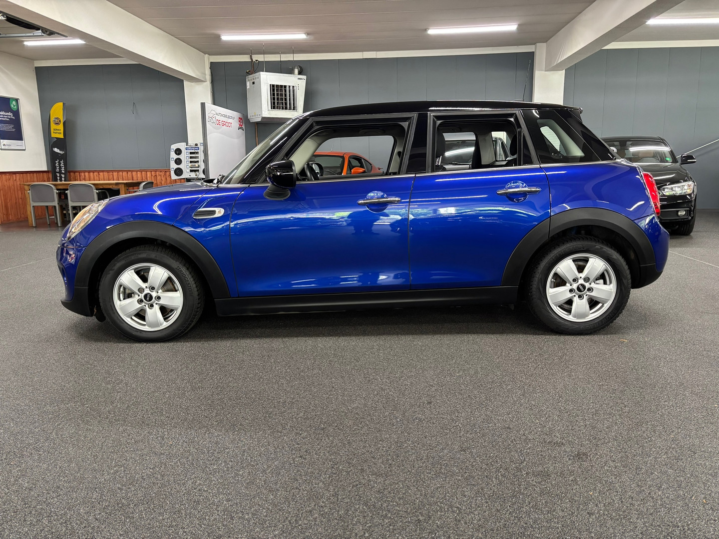 MINI