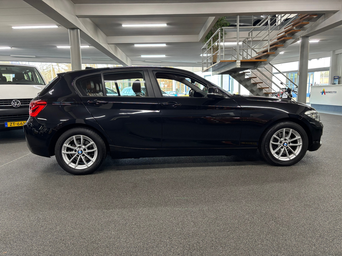 BMW BMW
