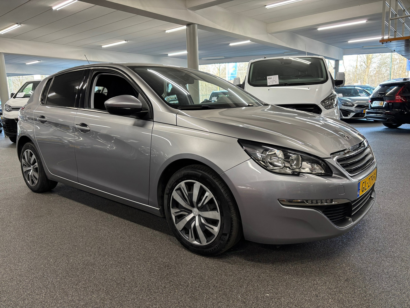 Peugeot Peugeot