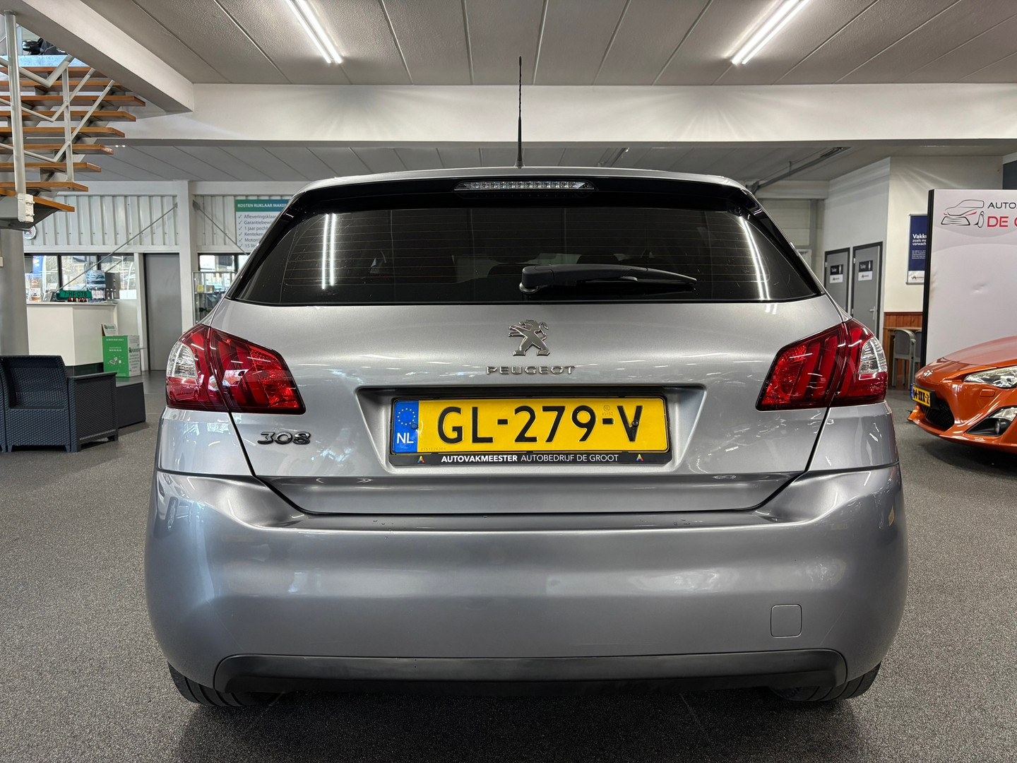 Peugeot Peugeot