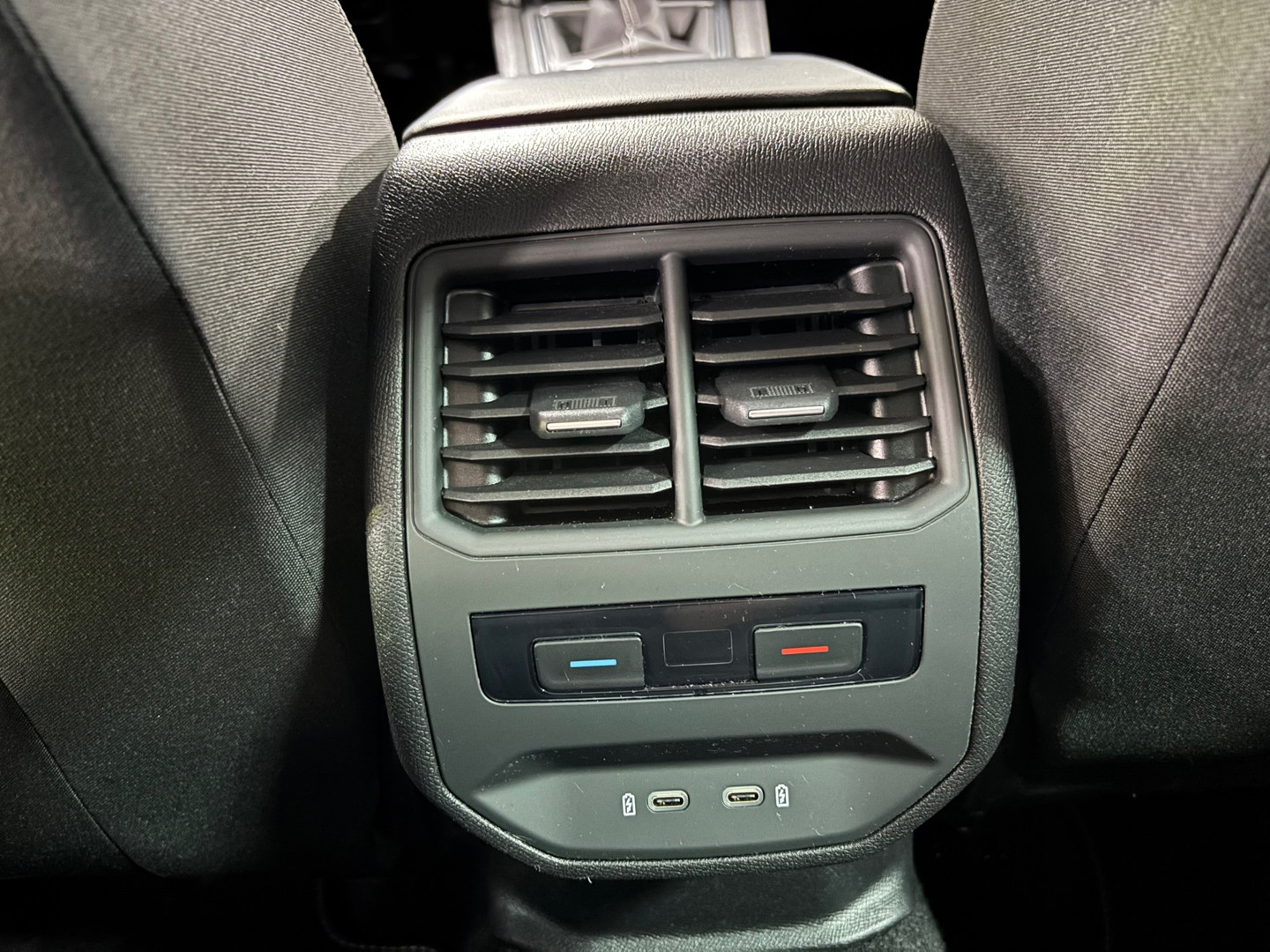 SEAT SEAT
