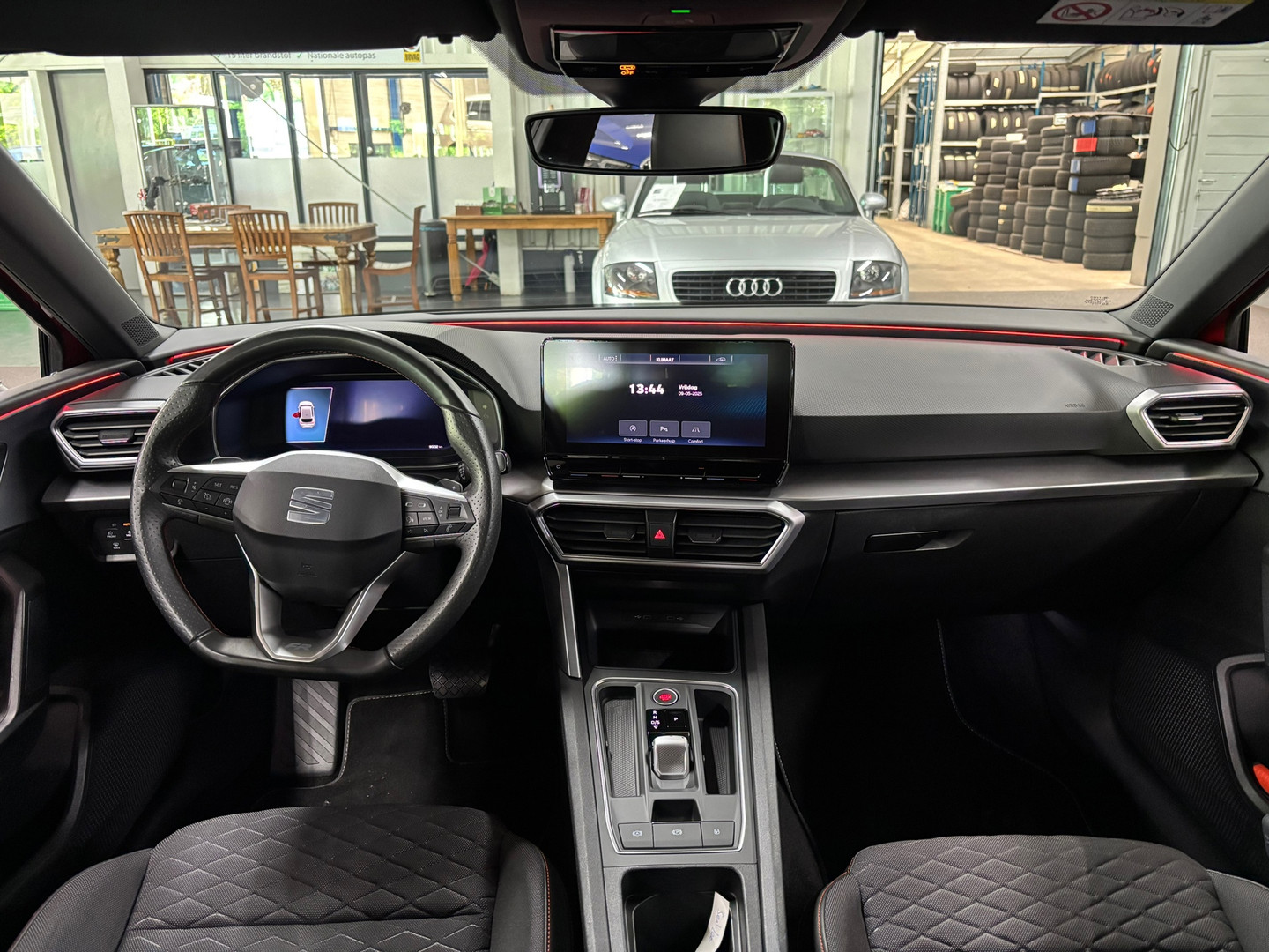 SEAT SEAT