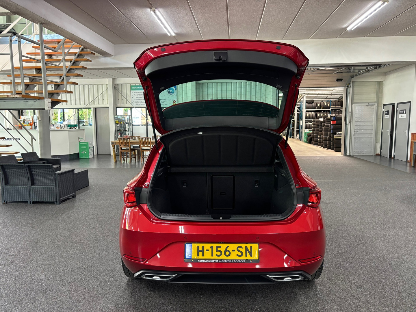 SEAT SEAT