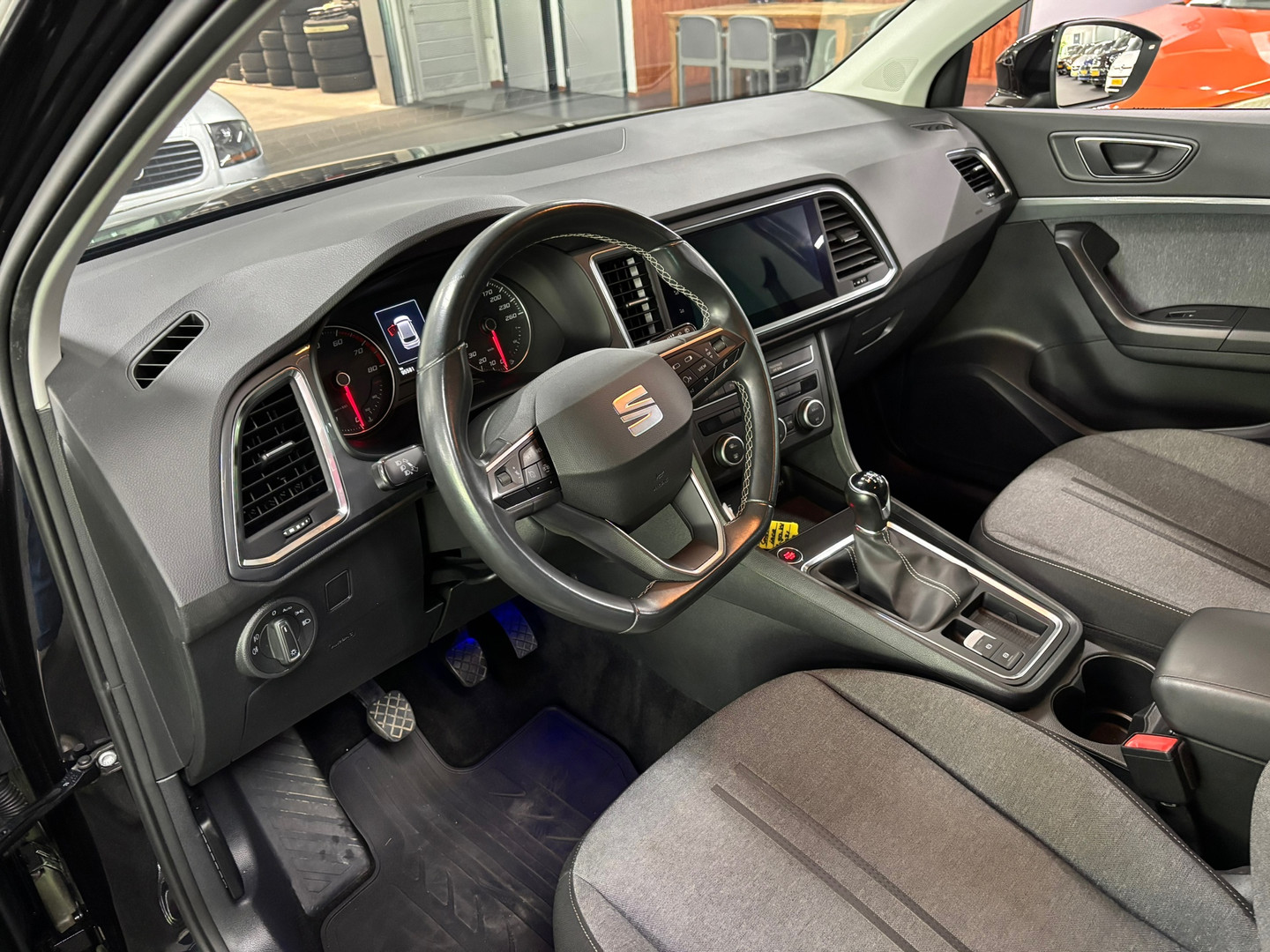 SEAT SEAT