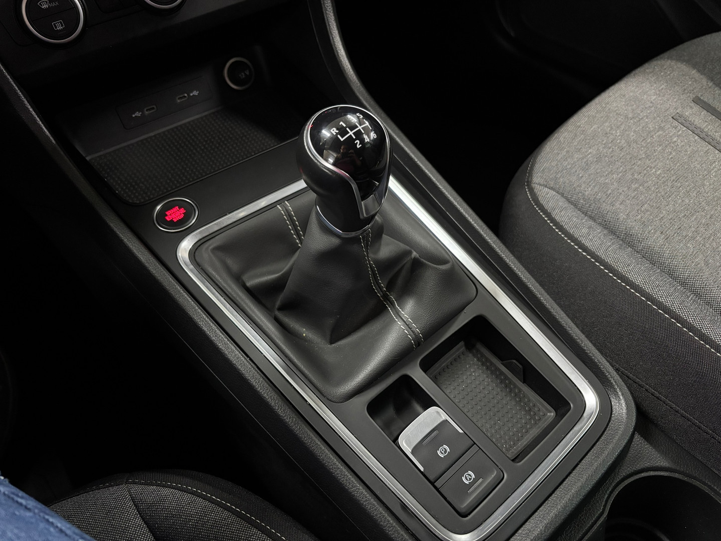 SEAT SEAT
