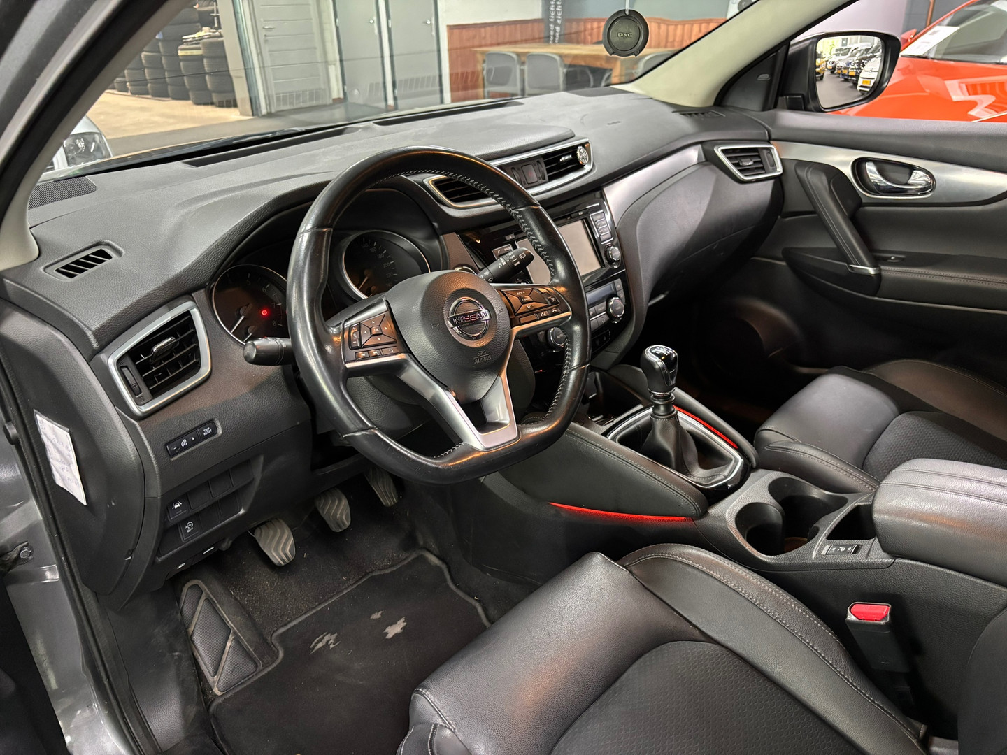 Nissan Nissan