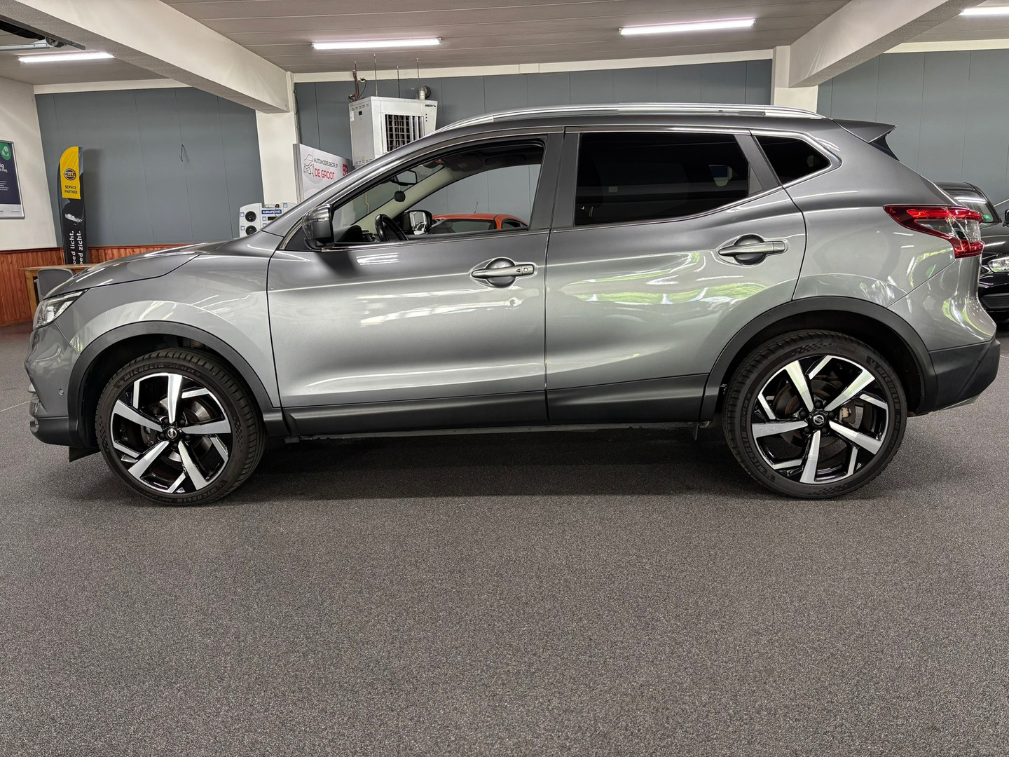 Nissan Nissan