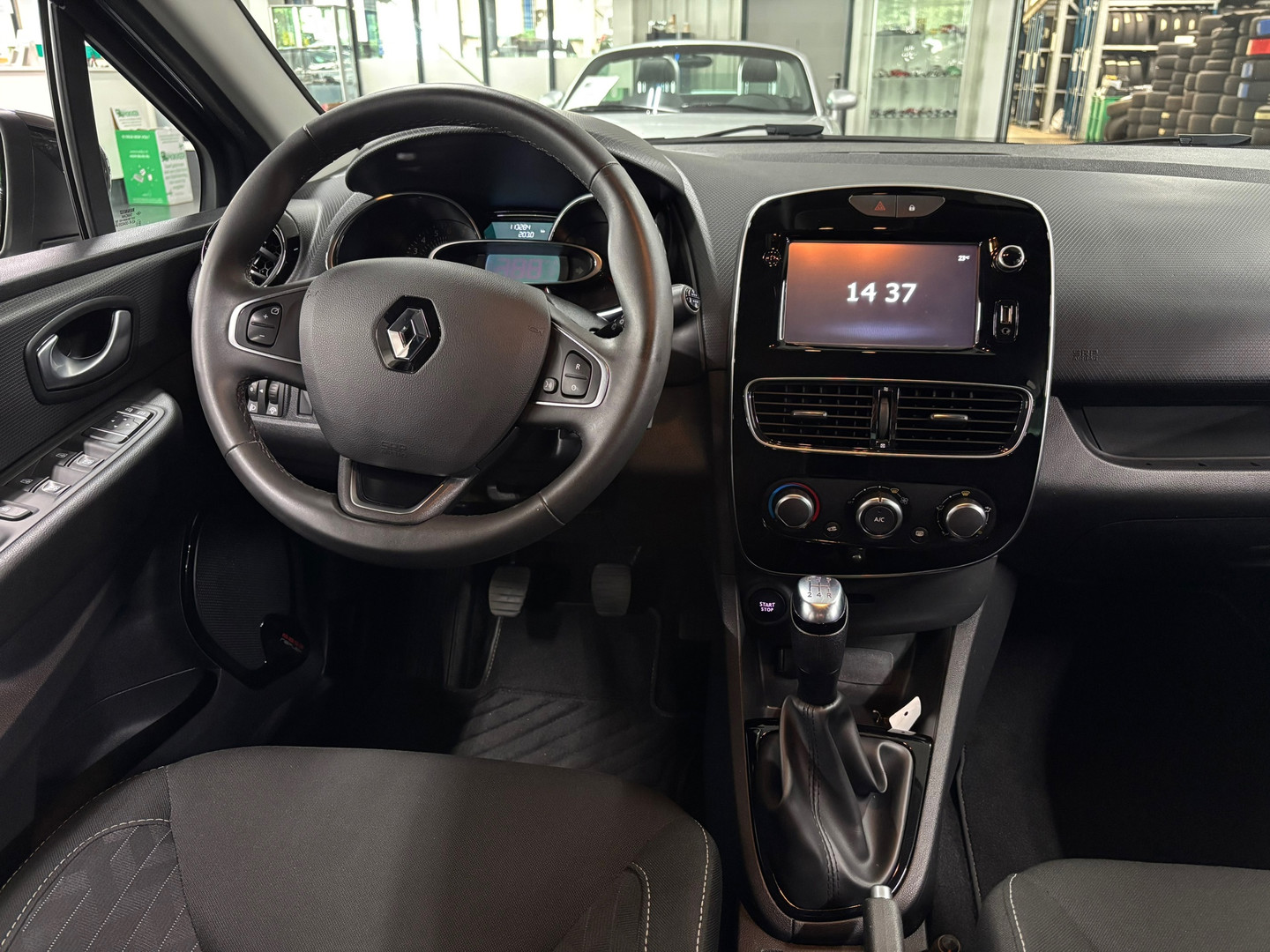 Renault Renault