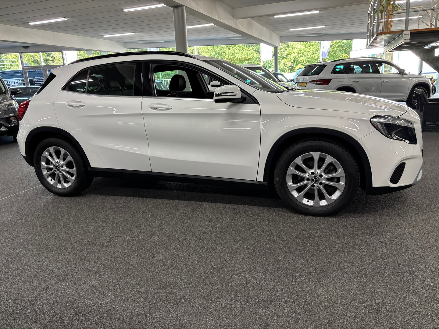 Mercedes-Benz