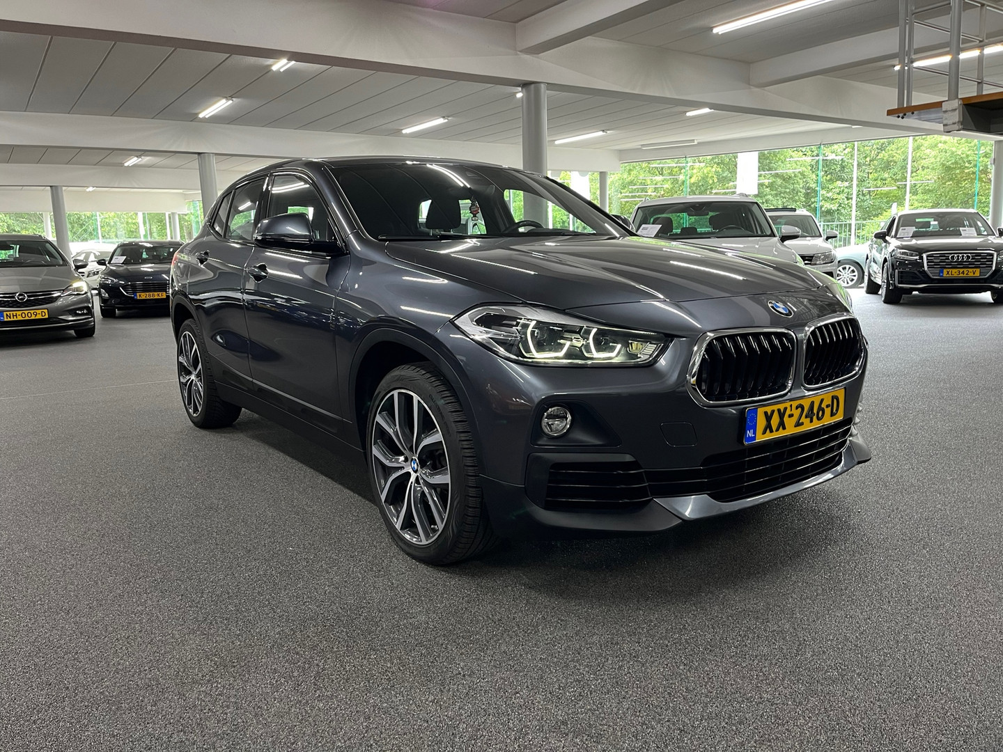 BMW
