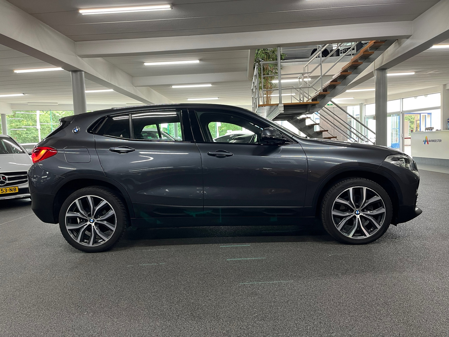 BMW