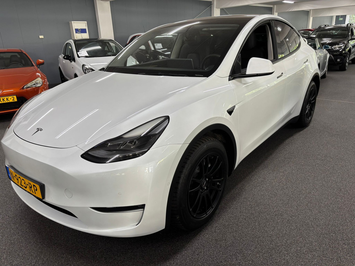Tesla Tesla