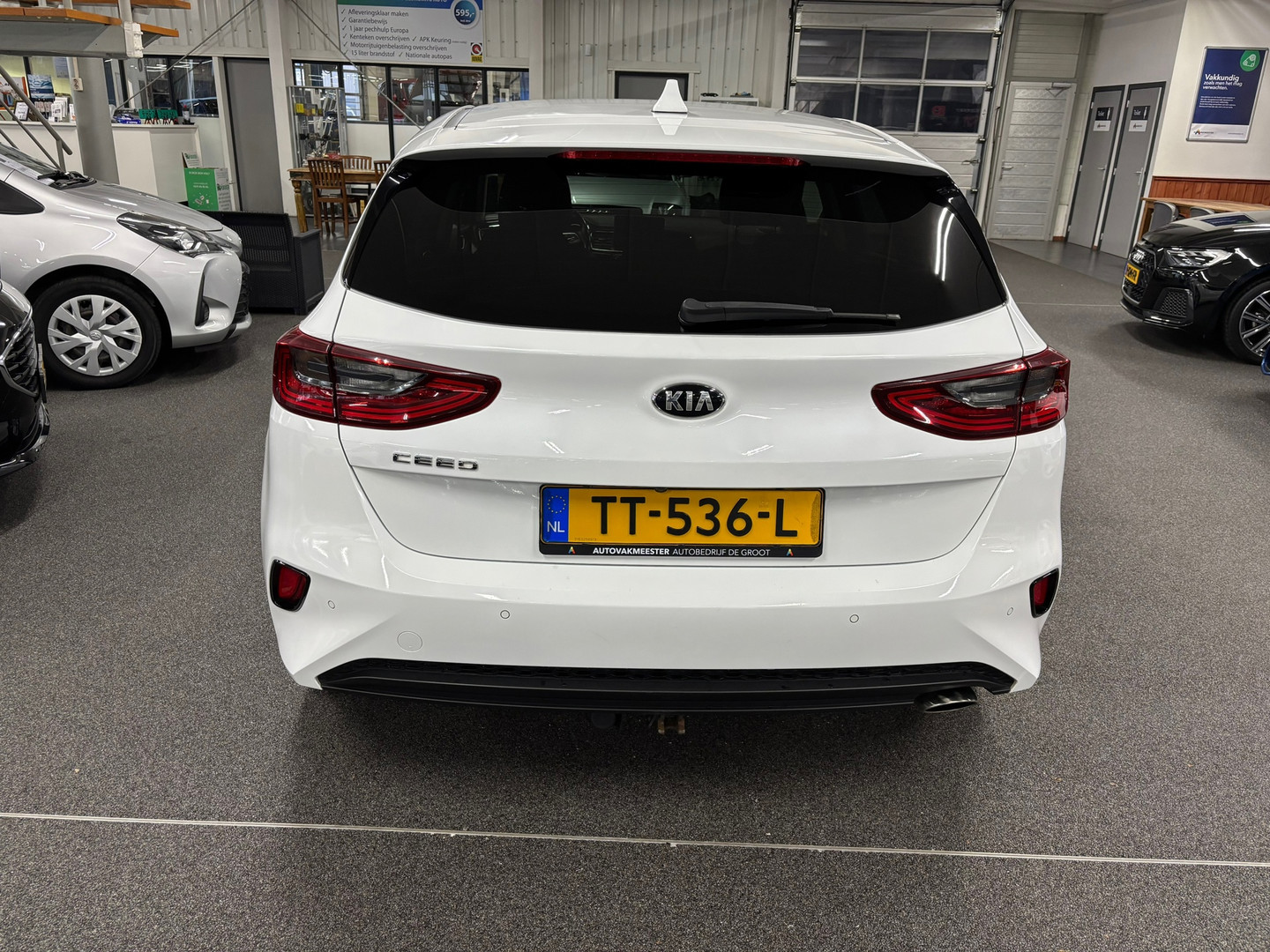 Kia
