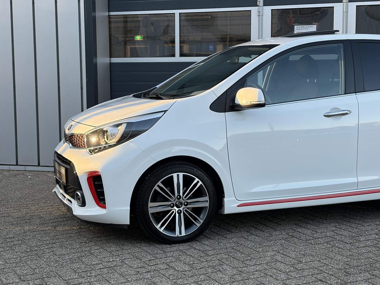 Kia