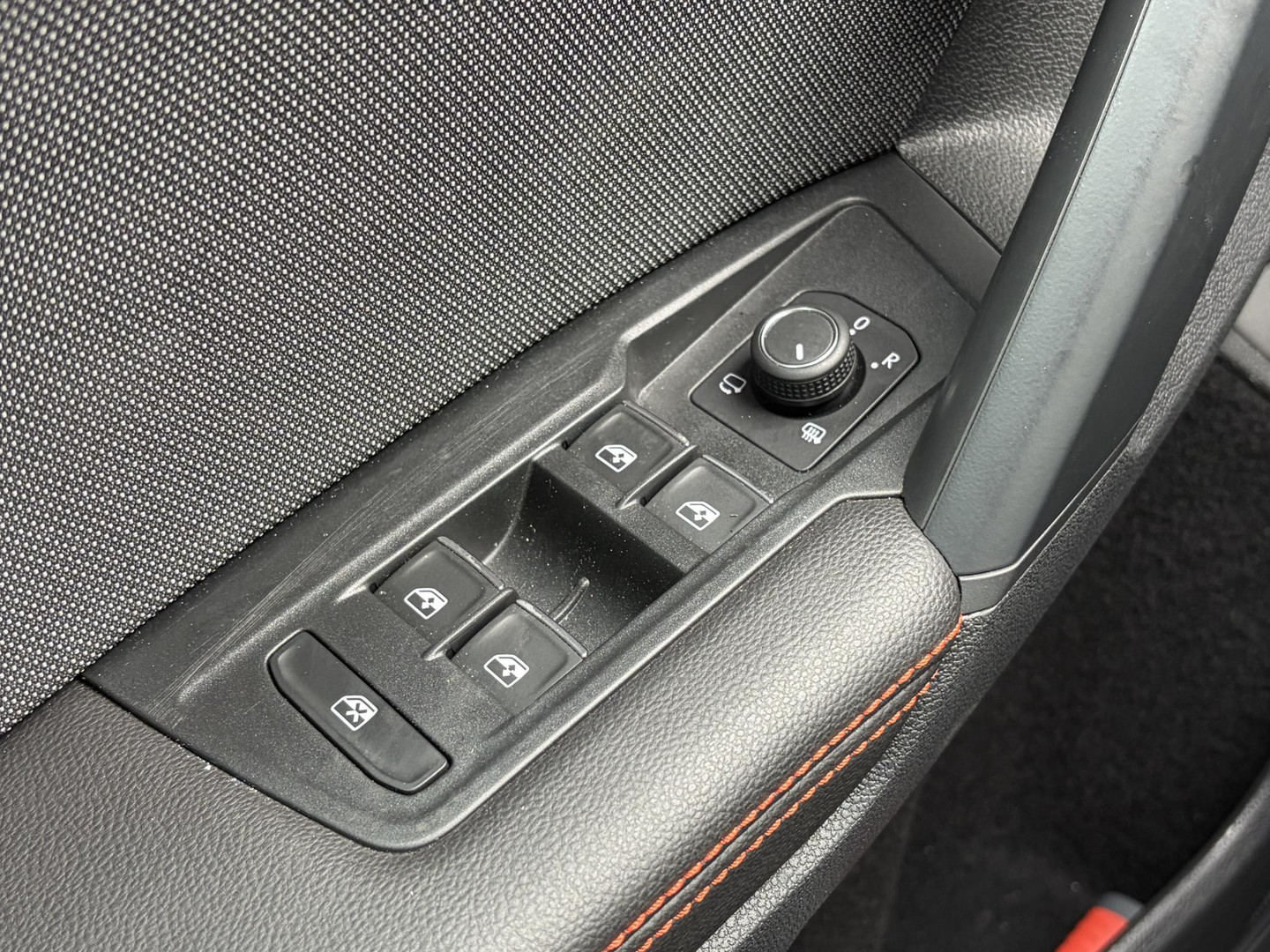 SEAT SEAT