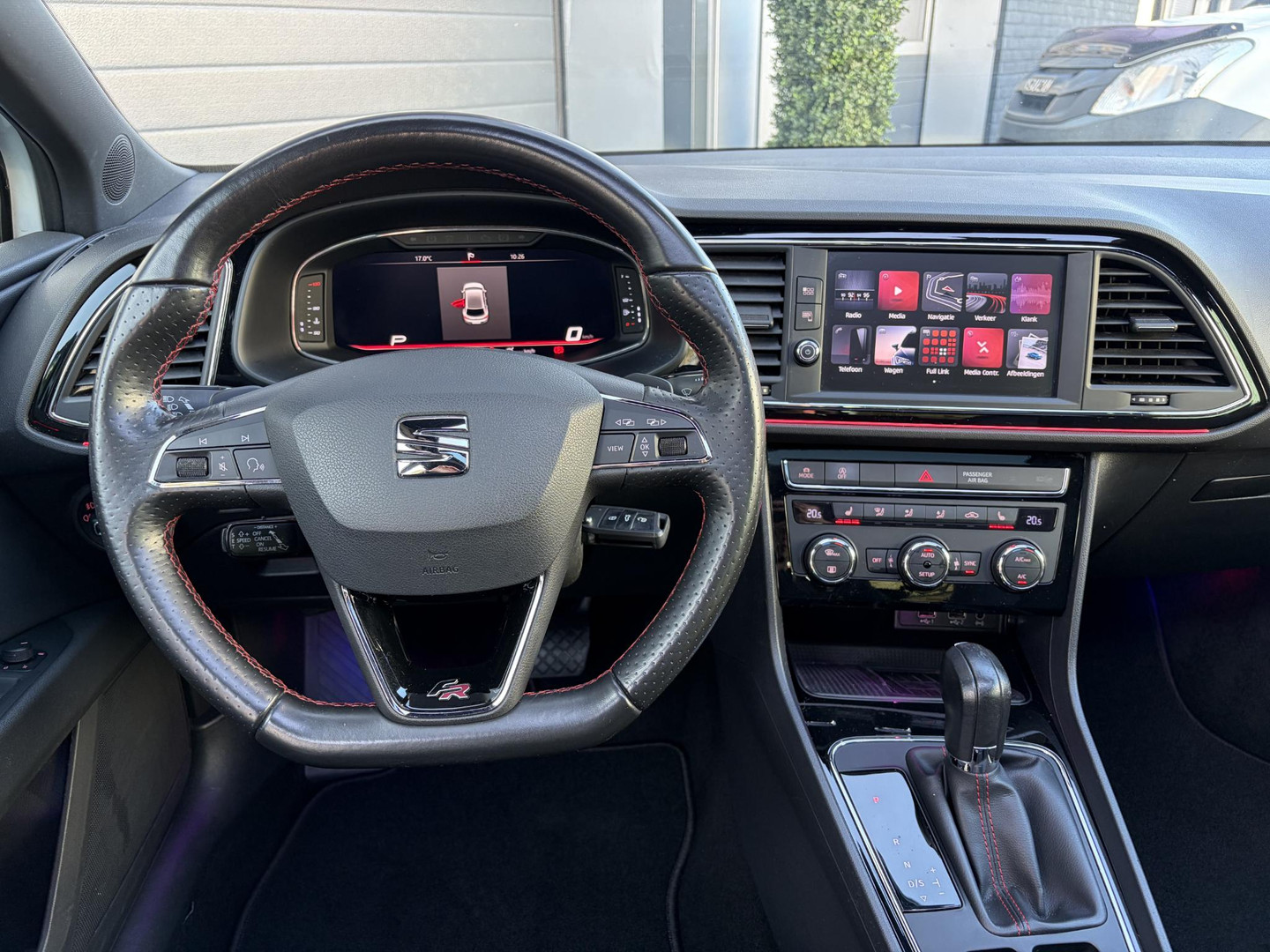 SEAT SEAT
