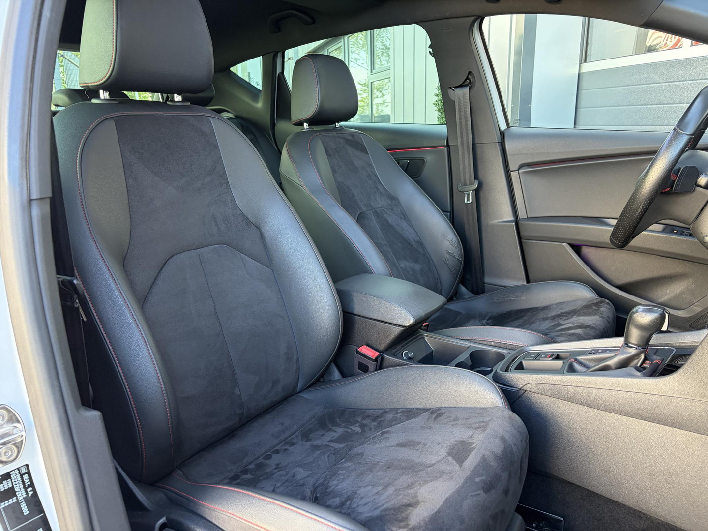SEAT SEAT
