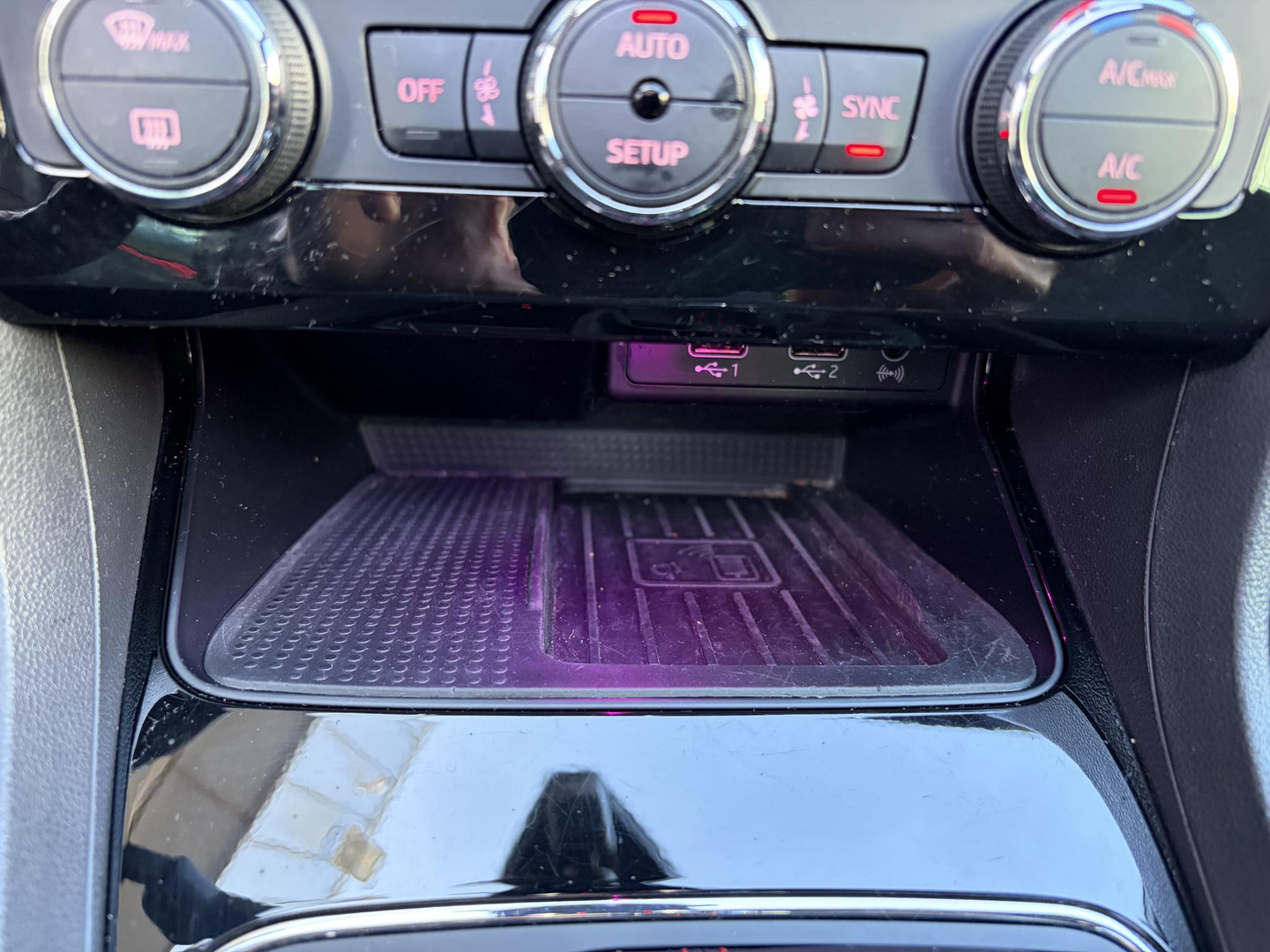 SEAT SEAT