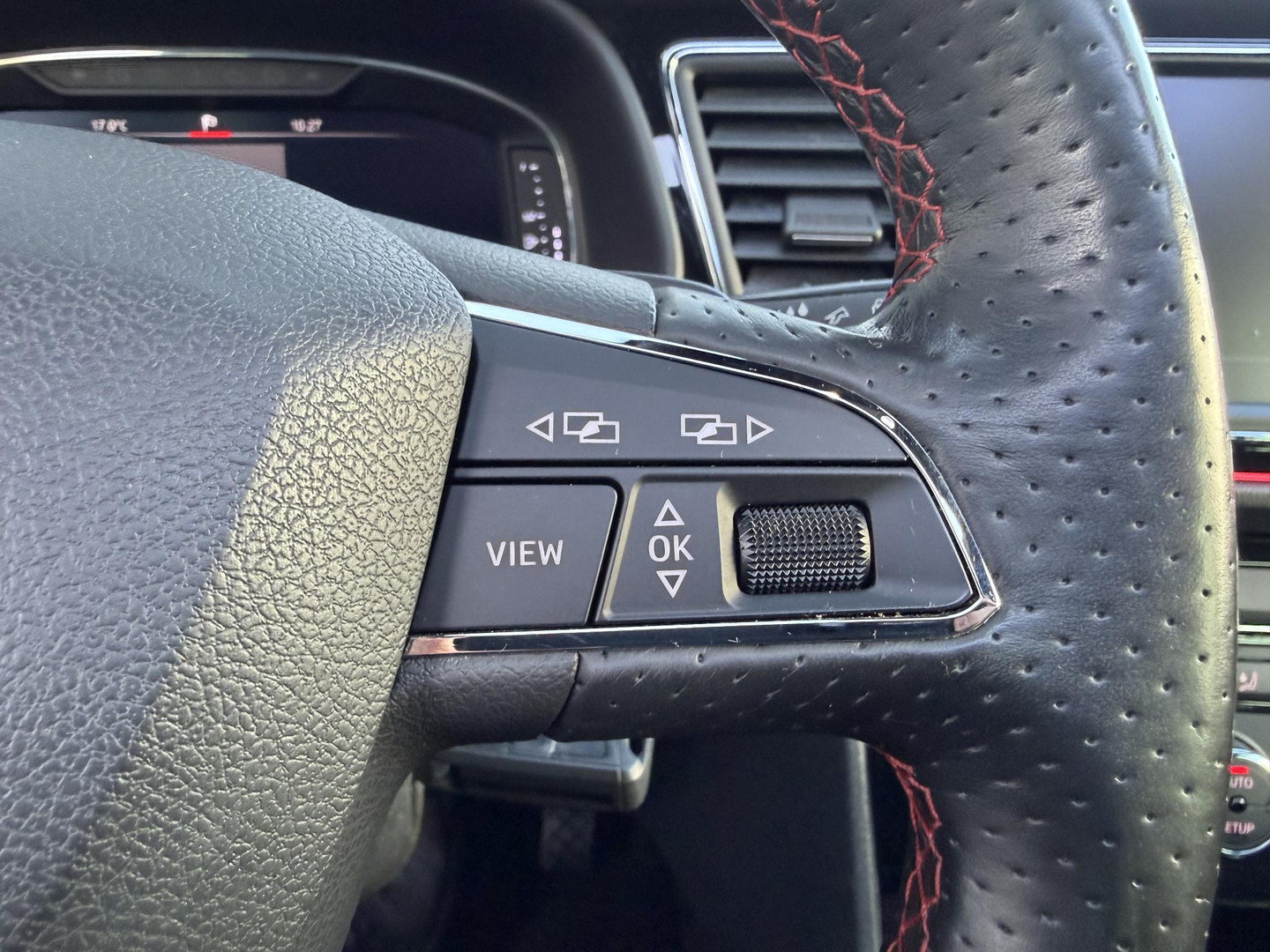 SEAT SEAT