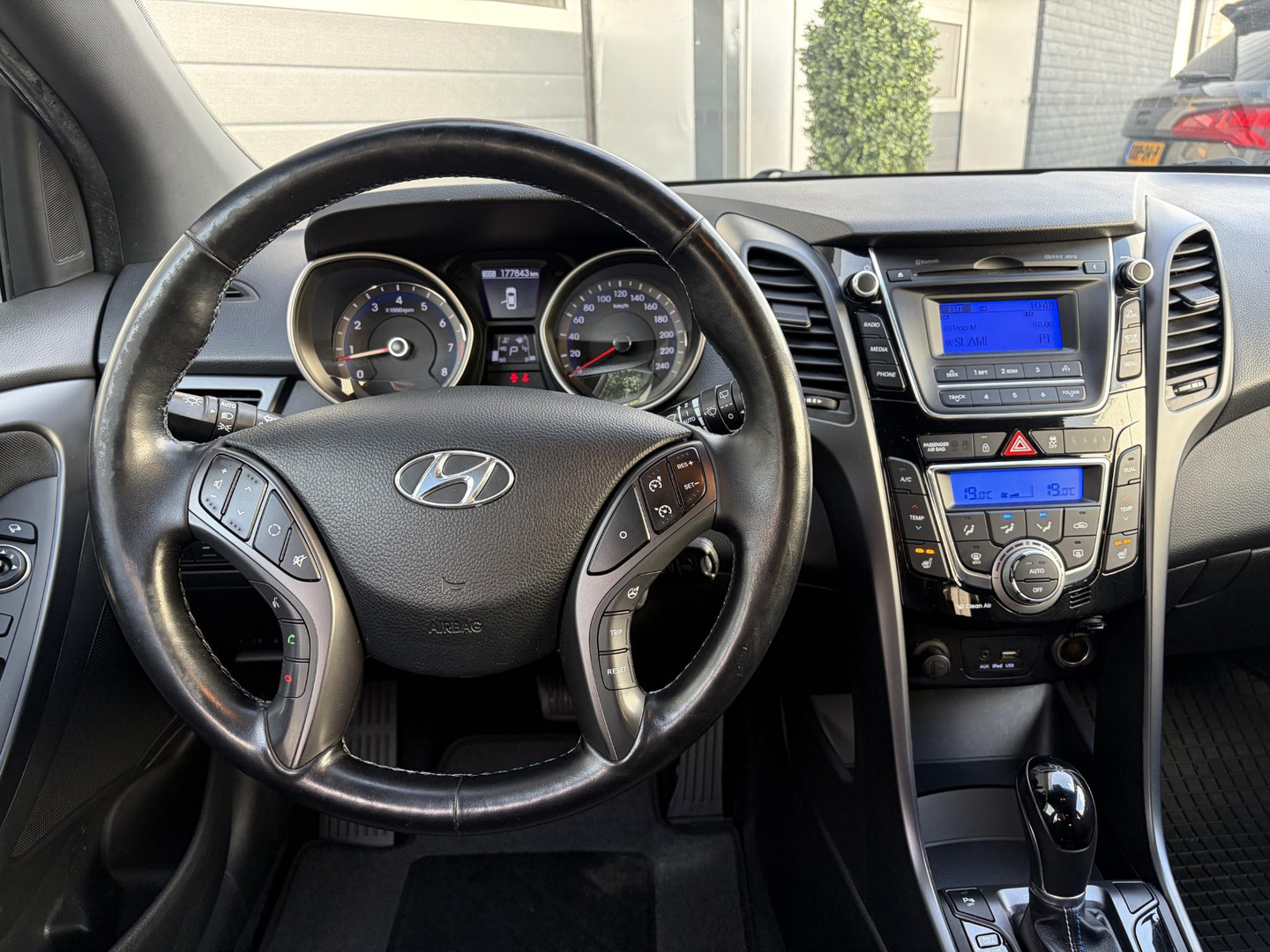 Hyundai Hyundai