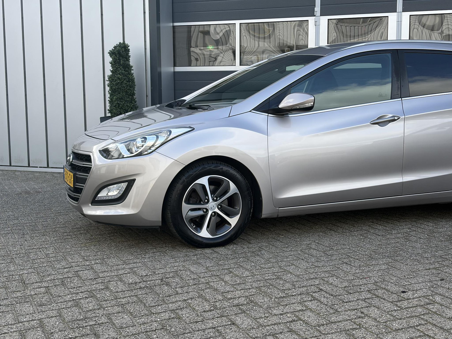Hyundai Hyundai