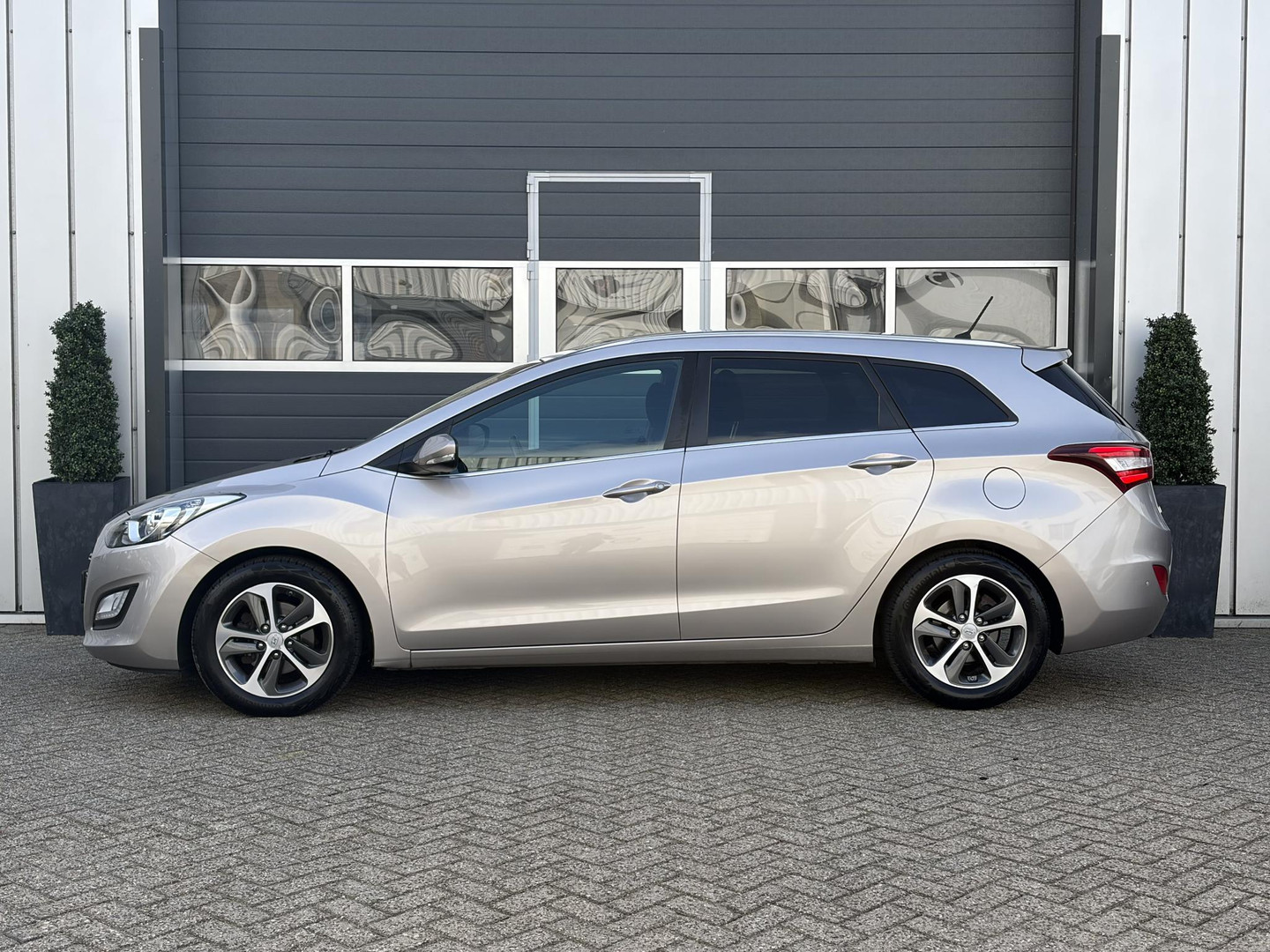 Hyundai Hyundai