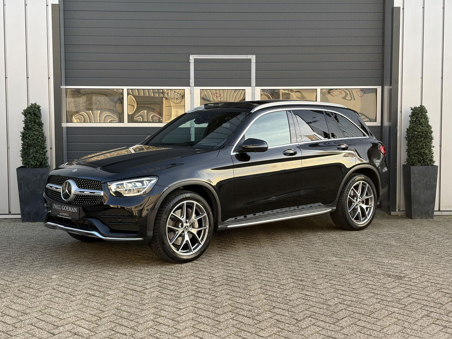 Mercedes-Benz Mercedes-Benz