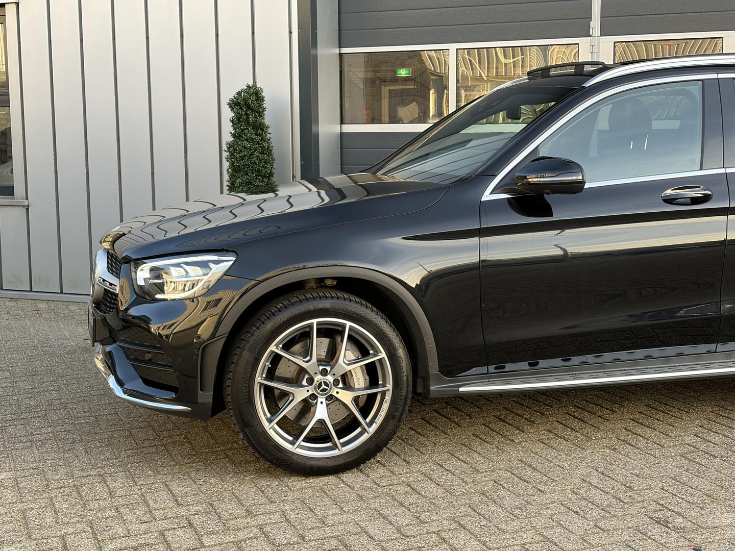 Mercedes-Benz Mercedes-Benz