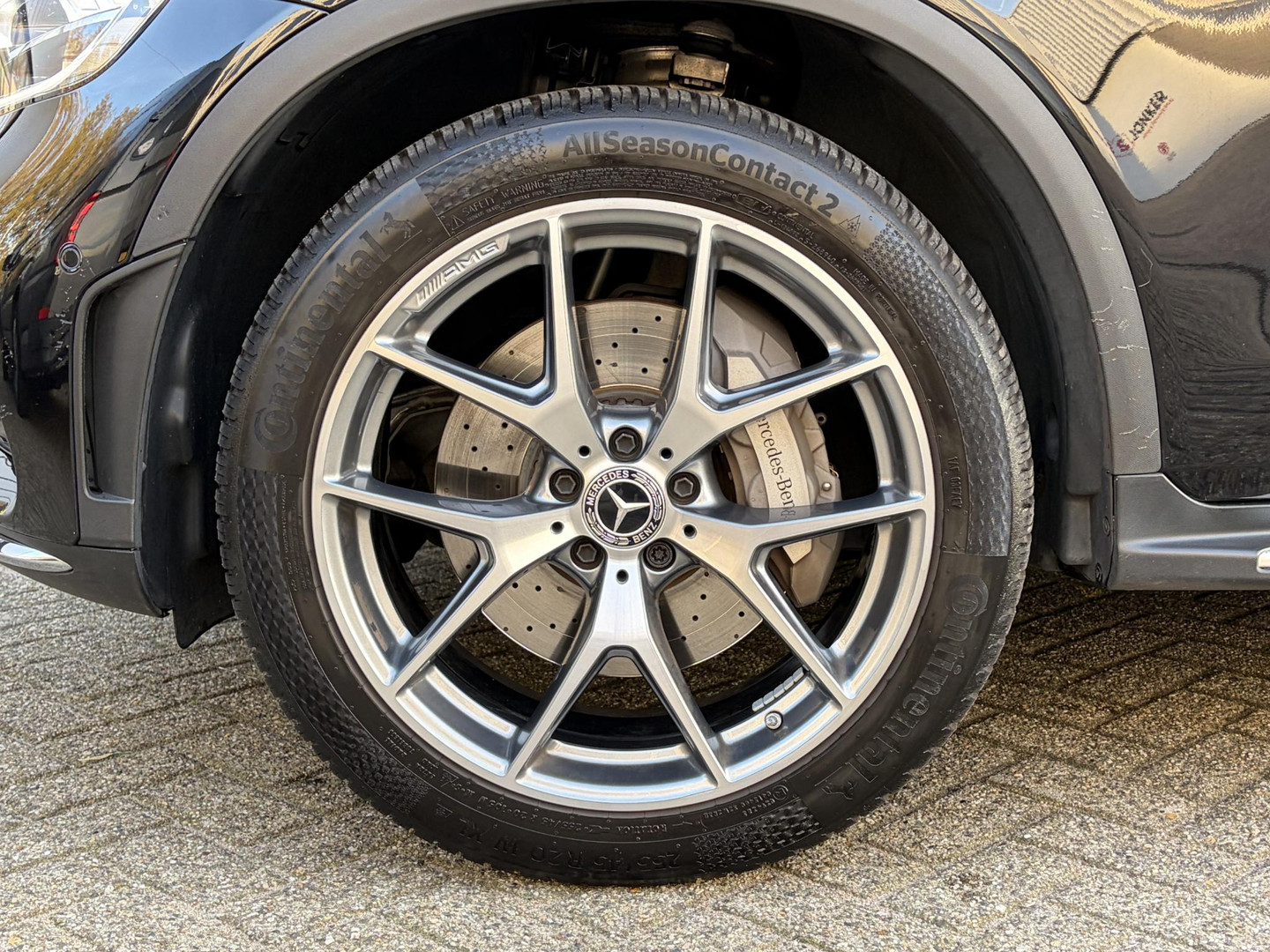 Mercedes-Benz Mercedes-Benz