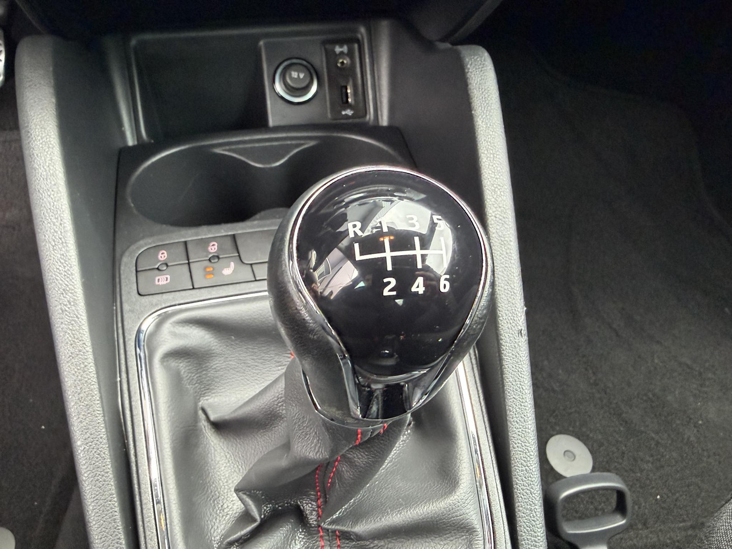SEAT SEAT