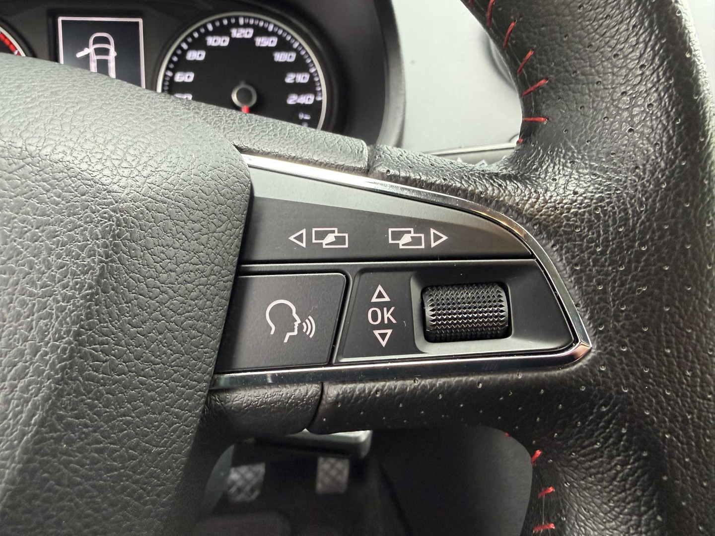 SEAT SEAT
