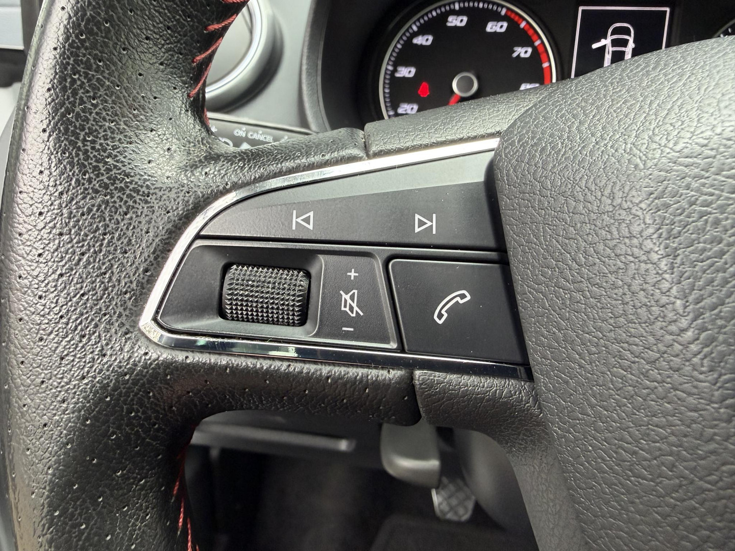 SEAT SEAT
