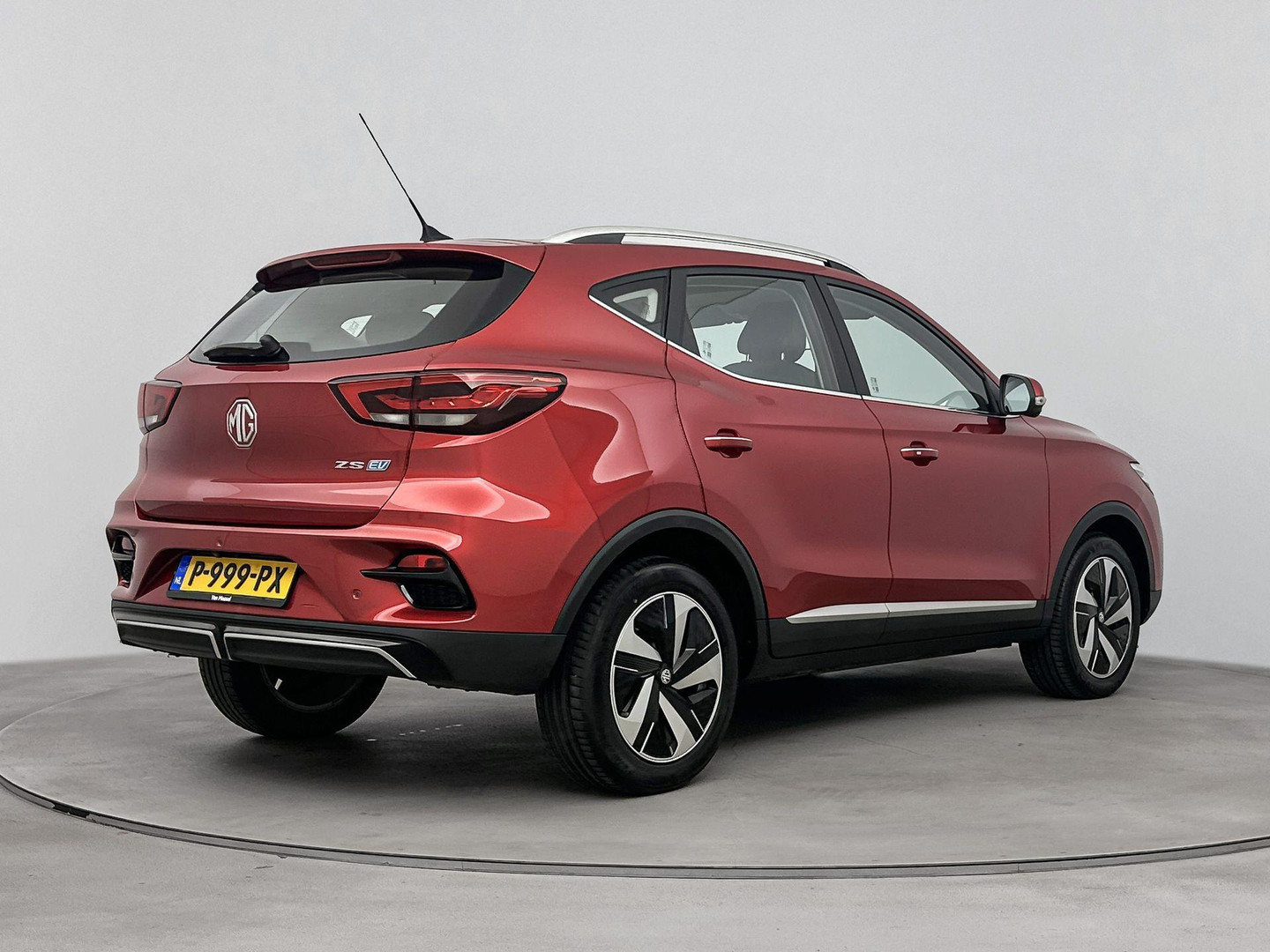 MG