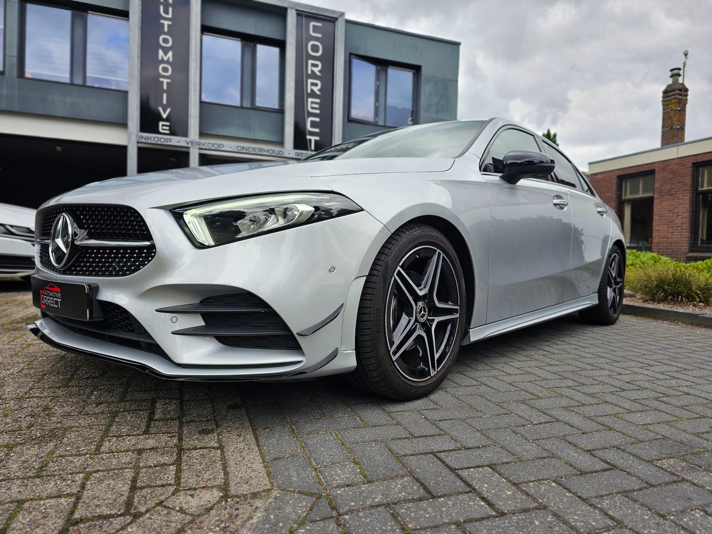 Mercedes-Benz