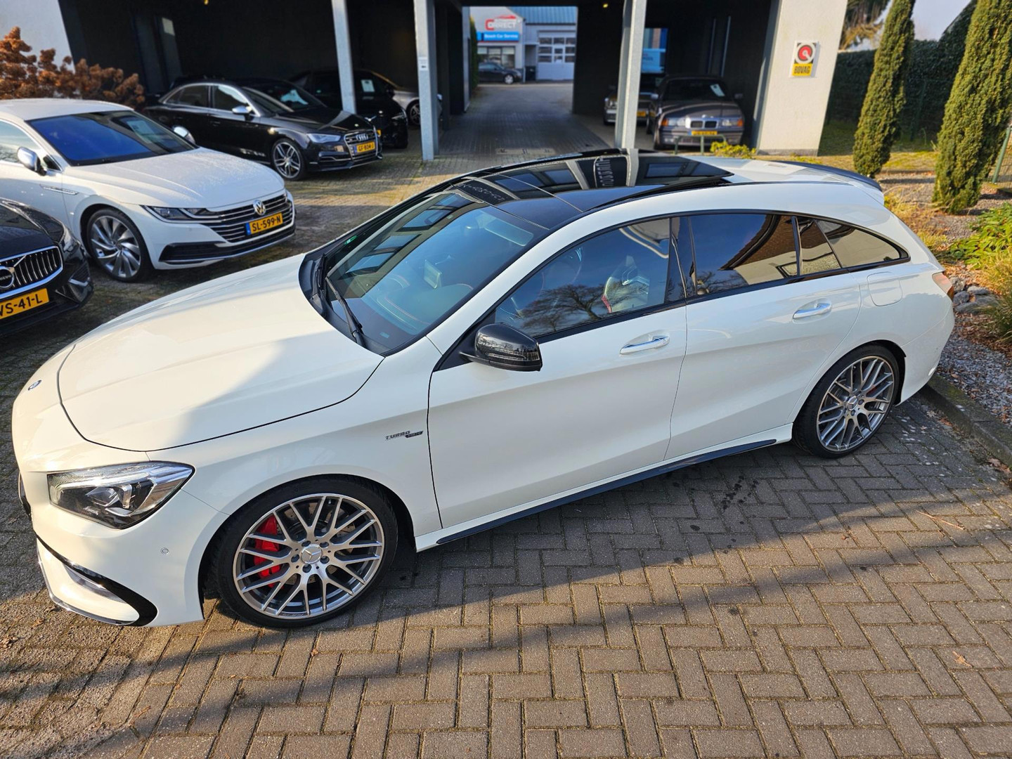 Mercedes-Benz