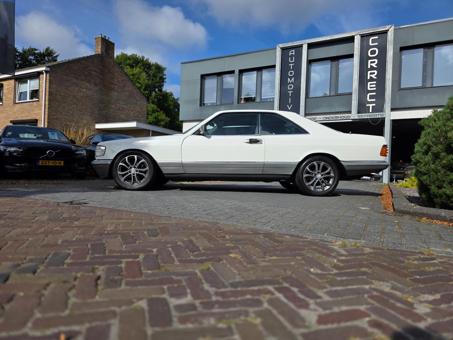 Mercedes-Benz