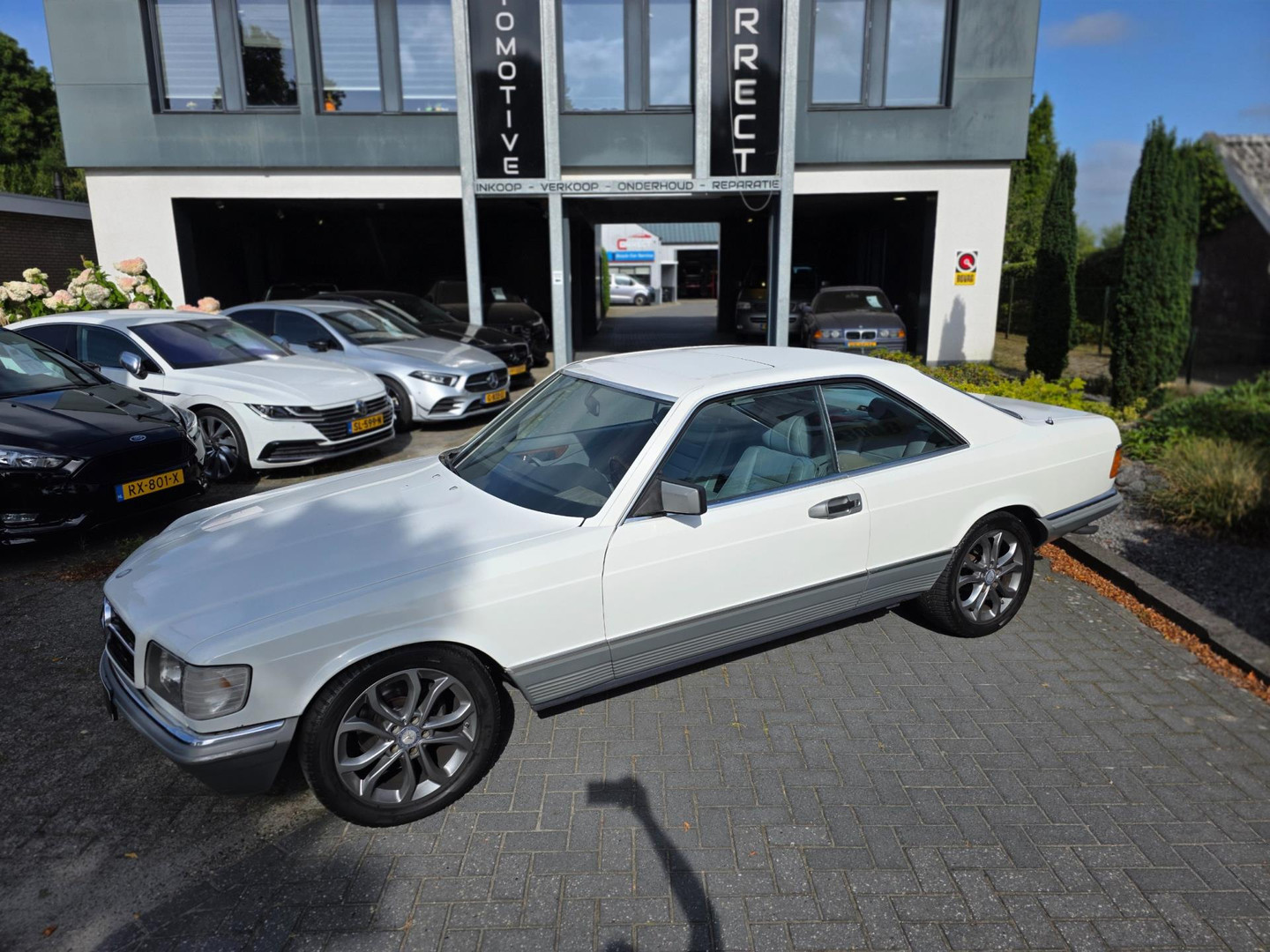 Mercedes-Benz
