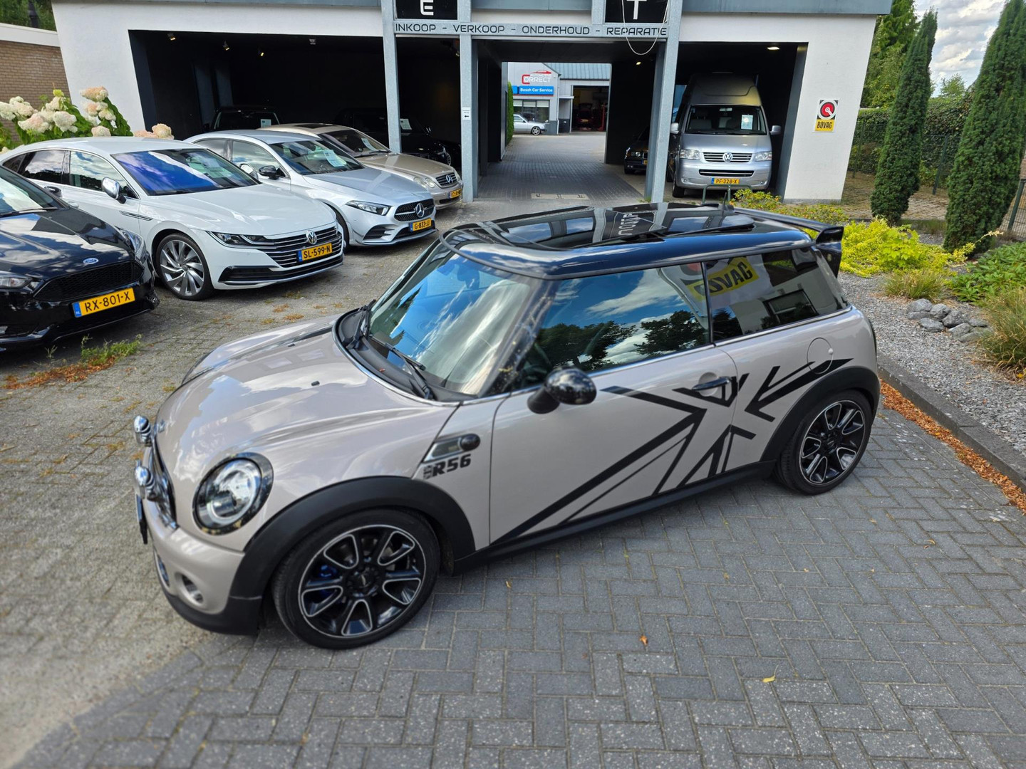 MINI