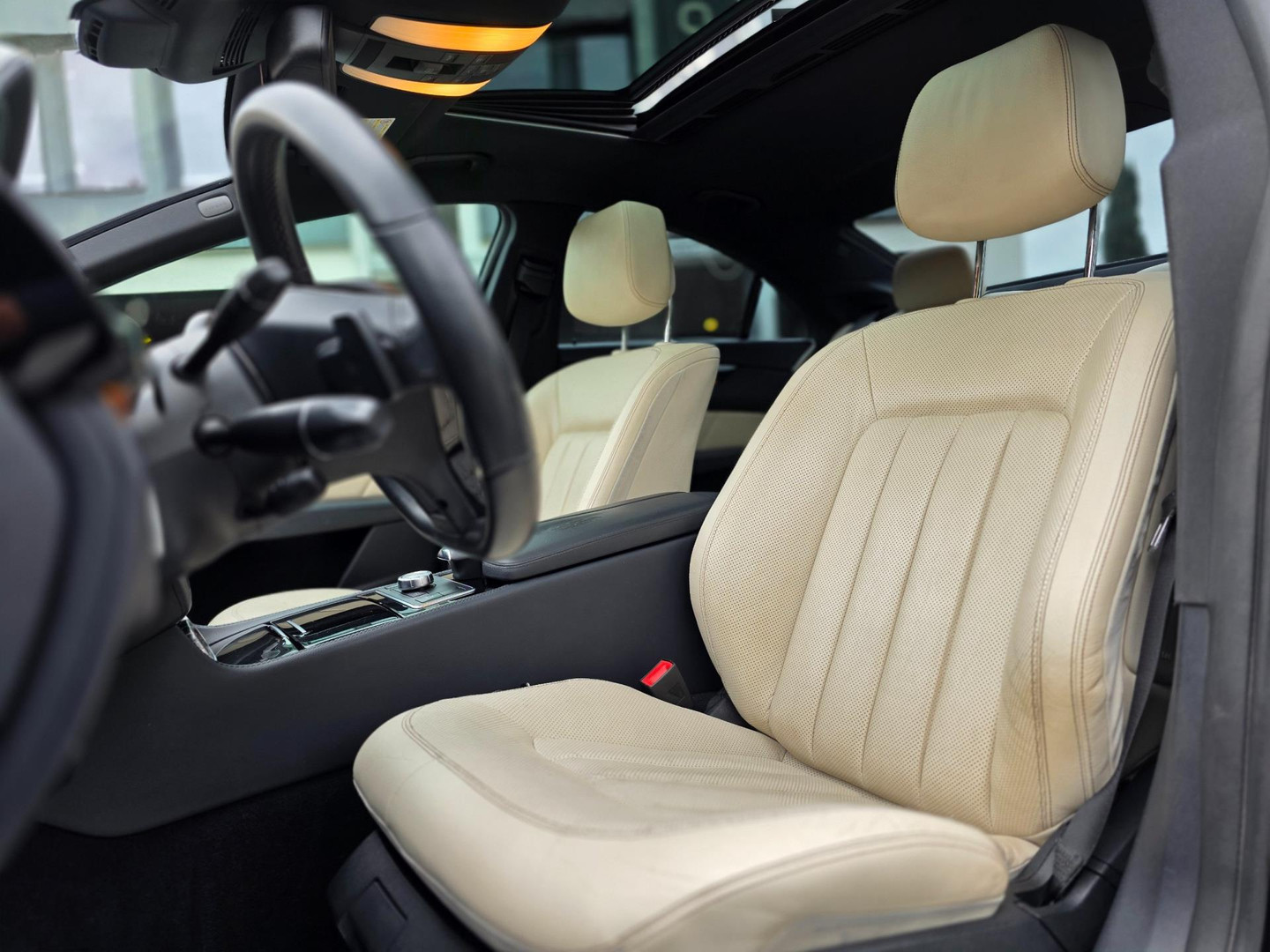 Mercedes-Benz Mercedes-Benz