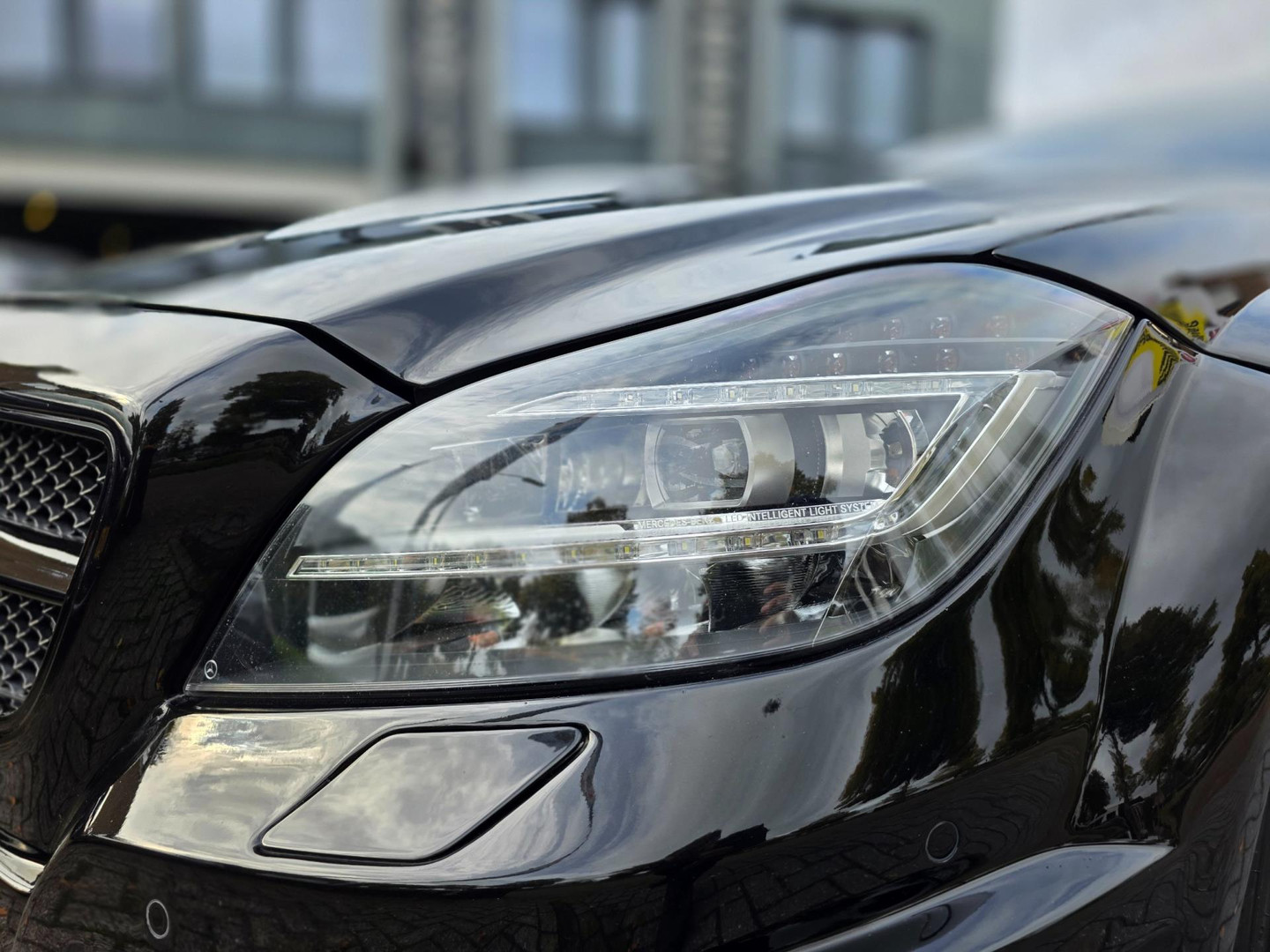 Mercedes-Benz Mercedes-Benz