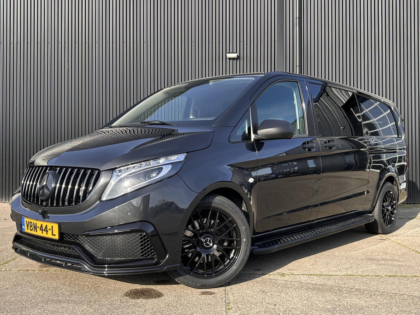 Mercedes-Benz