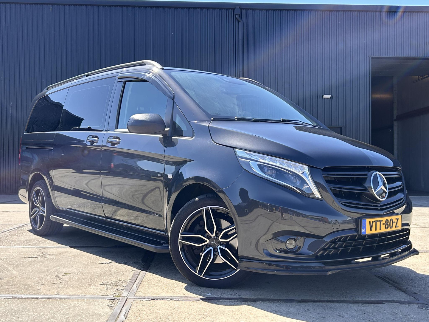 Mercedes-Benz Mercedes-Benz