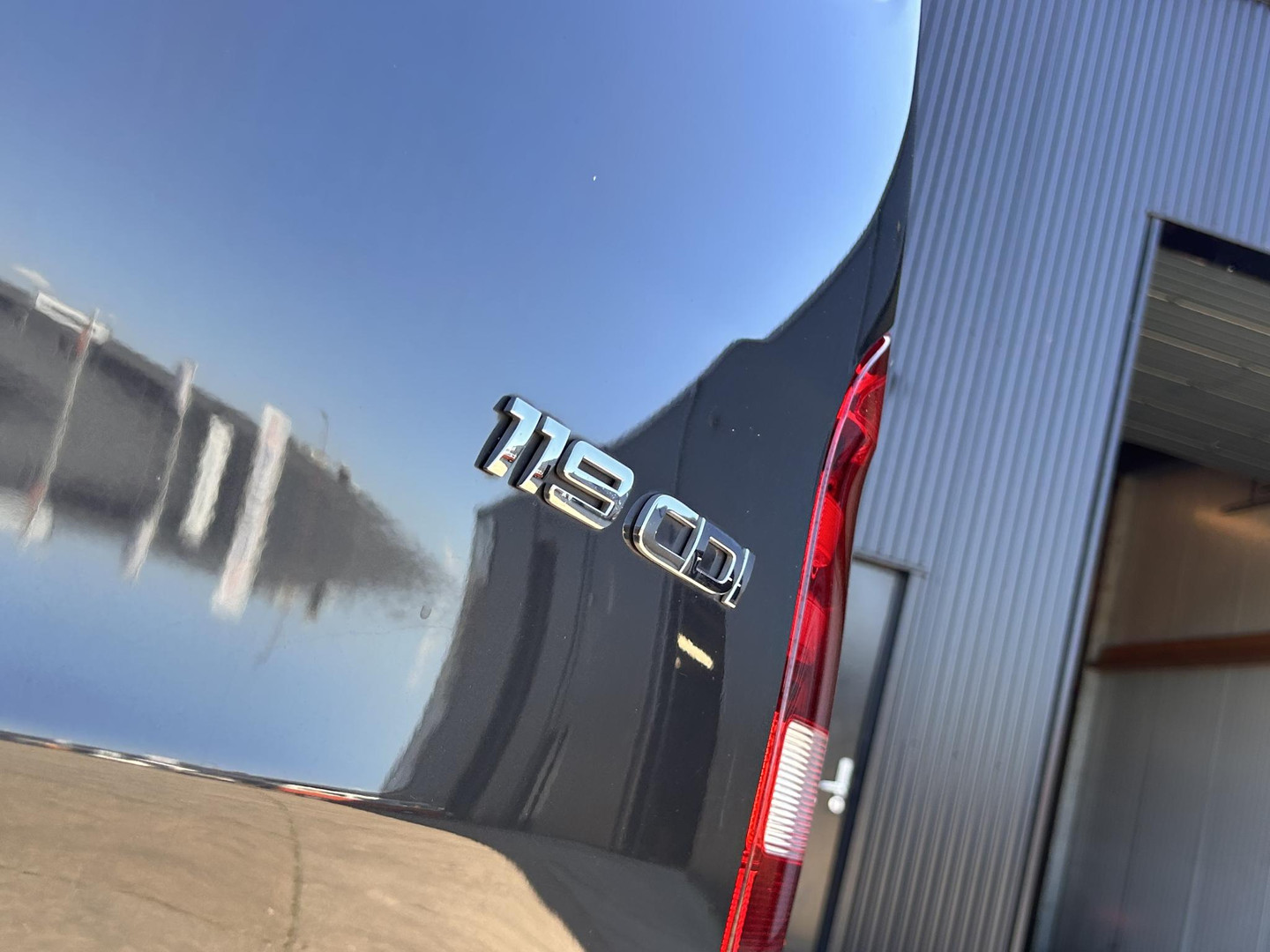 Mercedes-Benz Mercedes-Benz