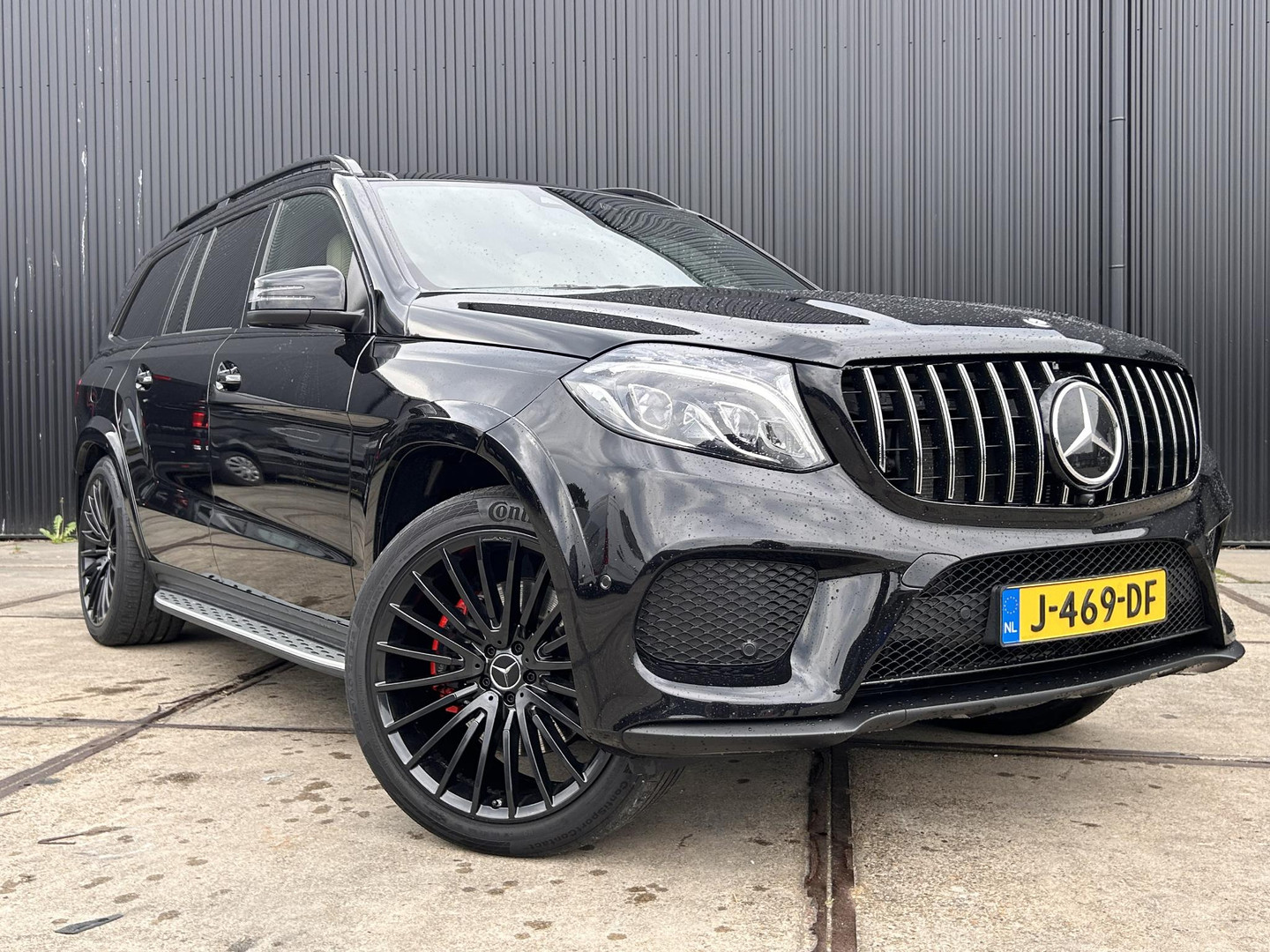 Mercedes-Benz Mercedes-Benz