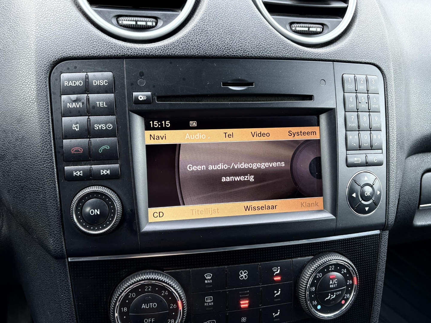 Mercedes-Benz Mercedes-Benz