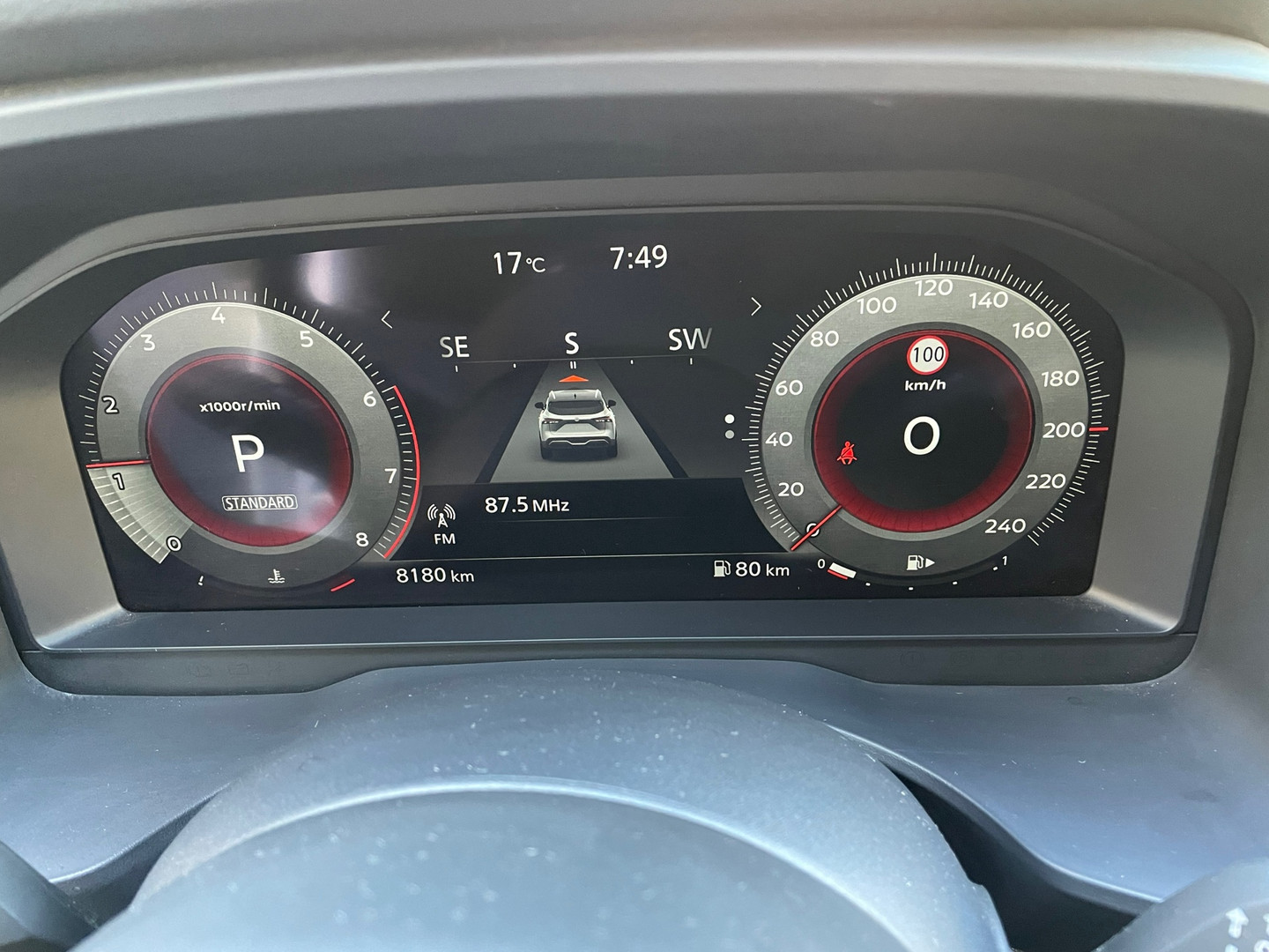 Nissan Nissan