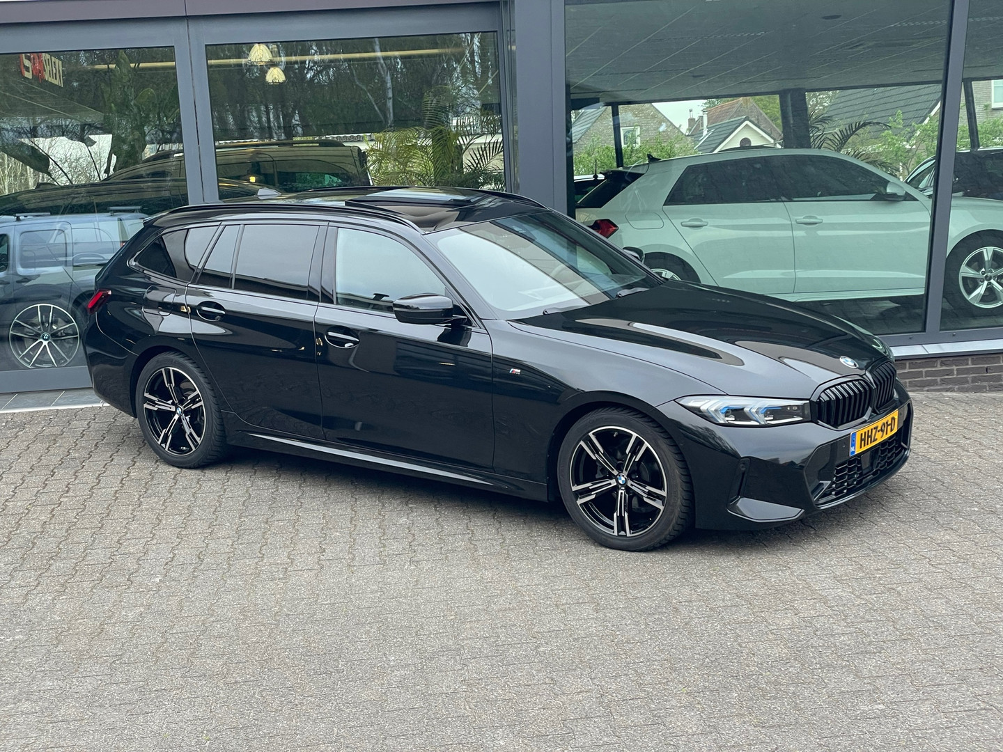 BMW BMW