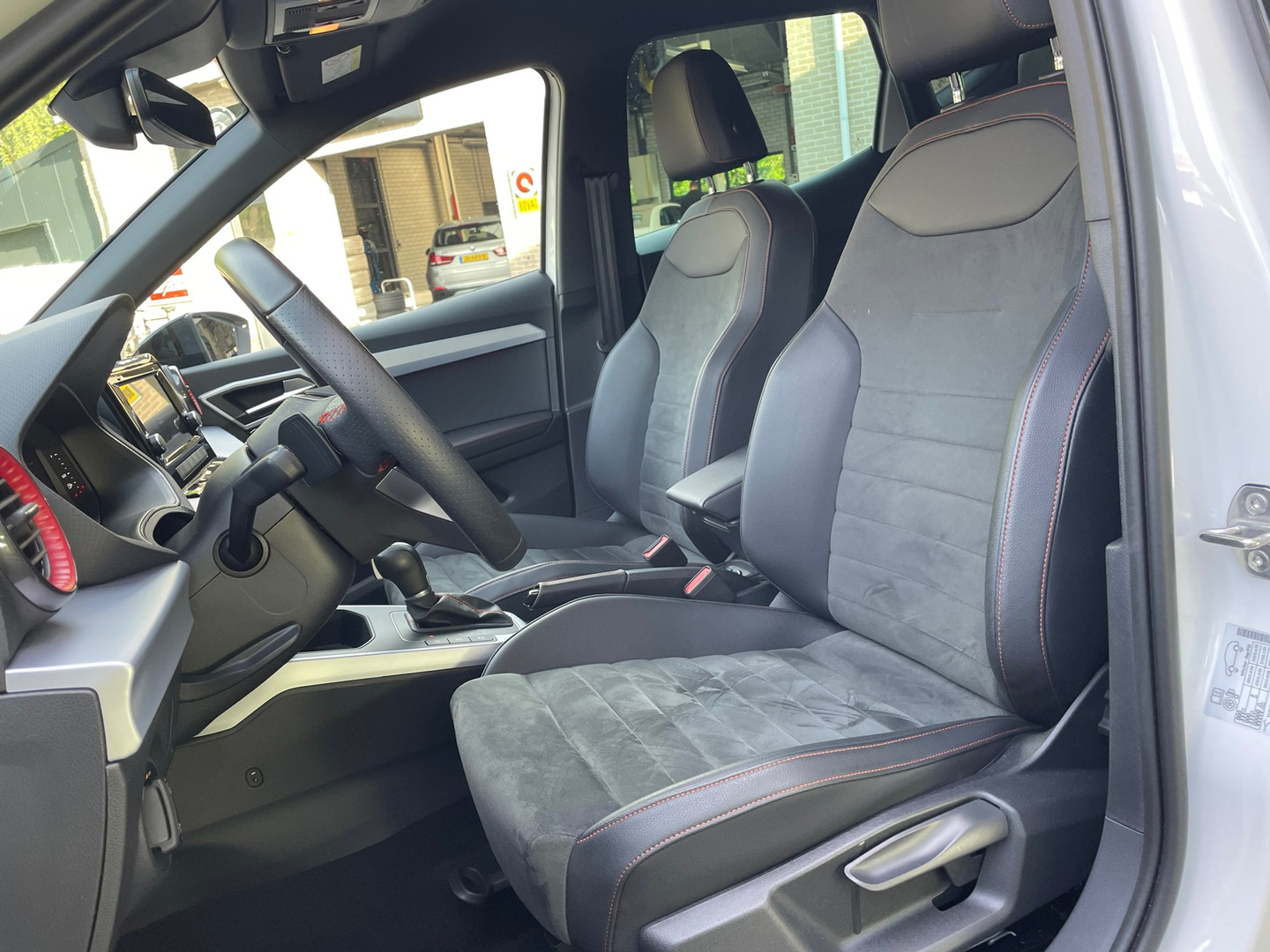 SEAT SEAT