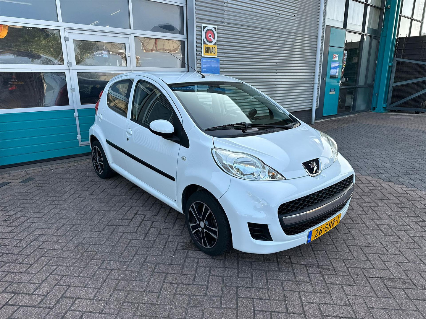 Peugeot Peugeot