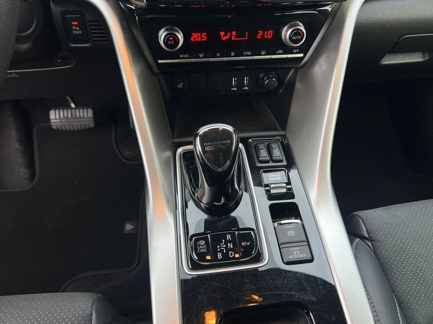 Mitsubishi Mitsubishi